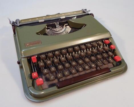 A mid-20thC Antares Little Star typewriter