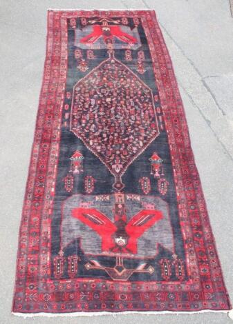 A Kordi Old Roomszr carpet runner