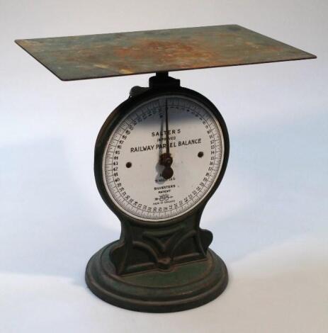 A 20thC Salters railway parcel balance scale