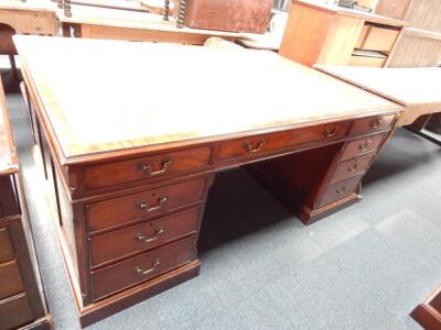 A Georgian style mahogany pedestal desk