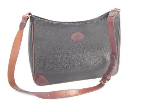 A ladies Mulberry scotch grain leather handbag