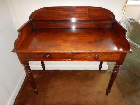 A Victorian figured mahogany washstand
