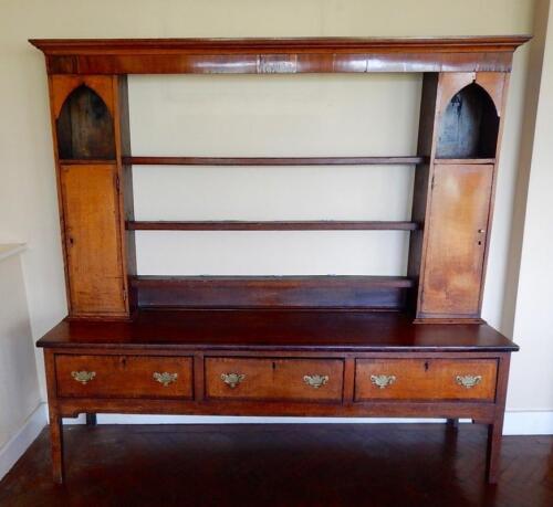 A George III oak dresser