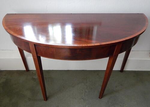 A George III figured mahogany 'D' end table