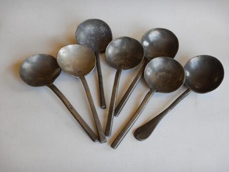 A collection of 17thC/18thC pewter spoons