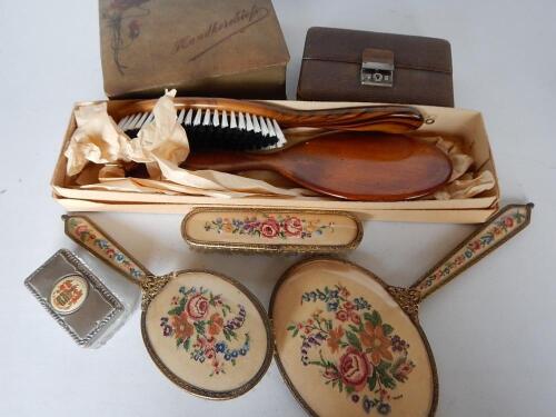 A dressing table set