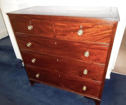 A late Georgian mahogany chest