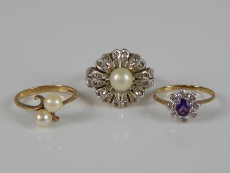 Three 9ct gold dress rings