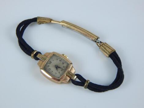 A ladies c.1930's 9ct gold cased wristwatch