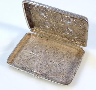 An early 20thC filigree cigarette case - 2