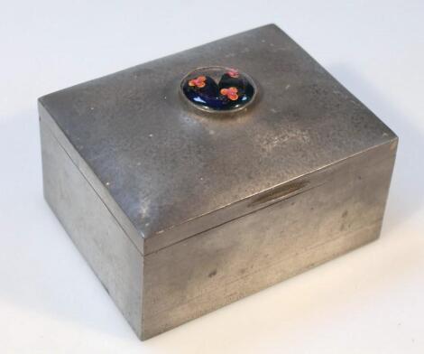 An early 20thC Arts & Crafts Tudric pewter casket