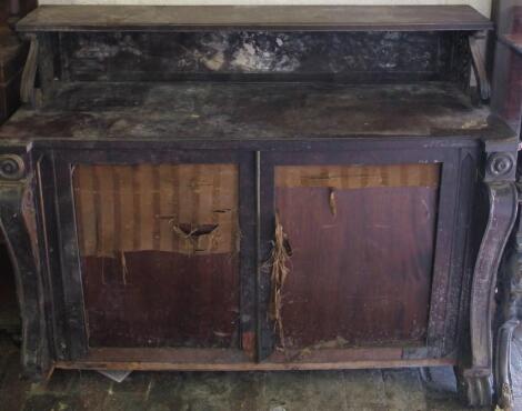 An early 19thC mahogany chiffonier