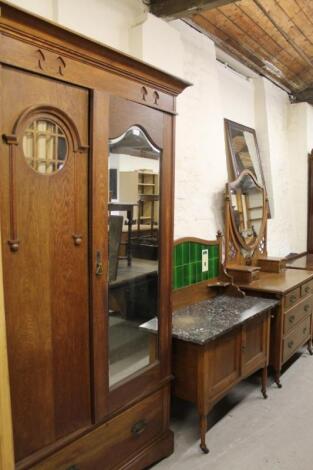 An Edwardian Arts & Crafts bedroom trio