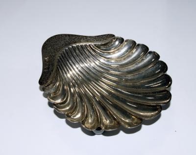 A late Victorian silver shell butter dish