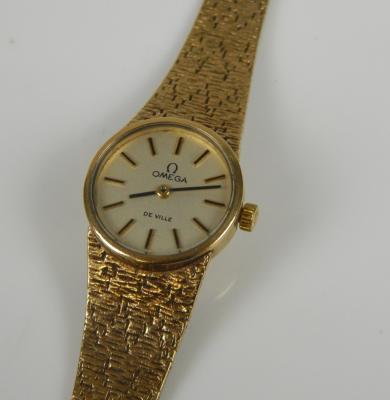 An Omega De Ville ladies wristwatch