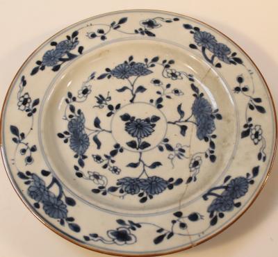 A Chinese blue and white porcelain Ming style plate