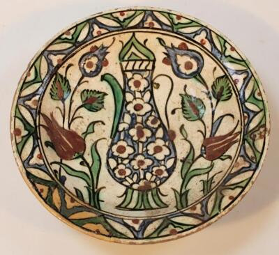 A 17thC Iznic pottery charger