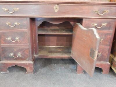 A 19thC mahogany cabinet in the manner of Thomas Chippendale - 5