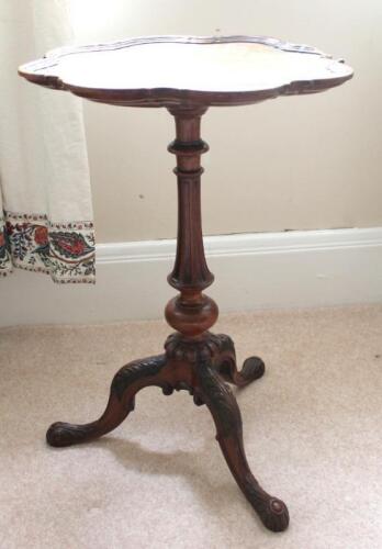 A 19thC Gillows wine table