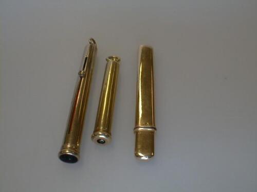 A French gold cased pencil