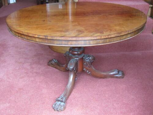 A William IV mahogany breakfast table