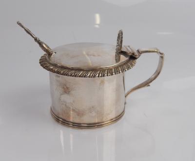 A George IV silver mustard pot