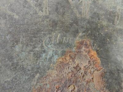 An 18thC bronze sundial - 7