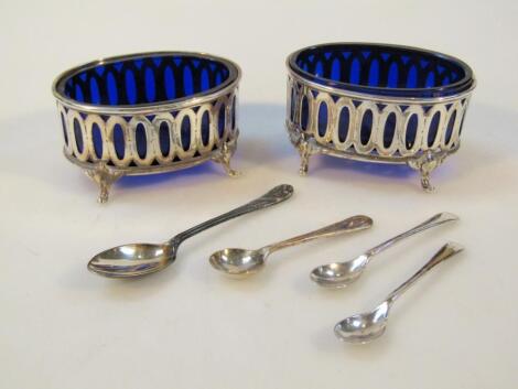 A pair of Victorian open silver salts