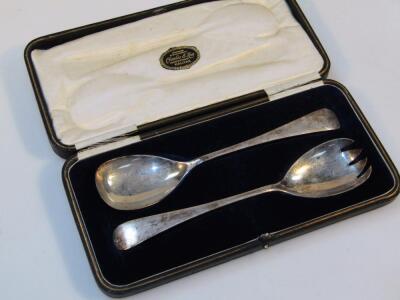 A pair of George V silver salad servers