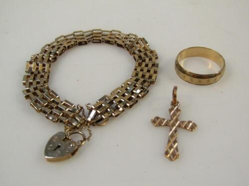 Various jewellery