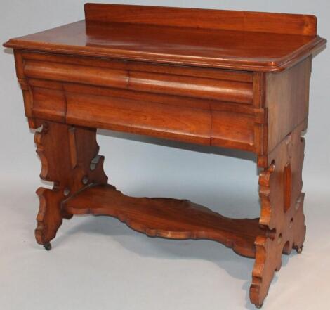 A Victorian mahogany side cabinet