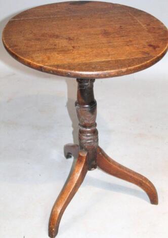 A 19thC oak tripod table