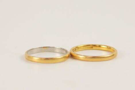 A 22ct gold plain wedding band