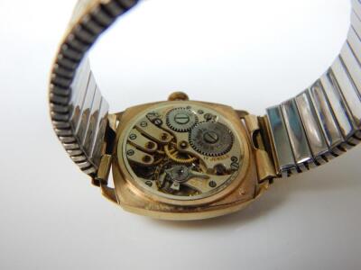 A gent's wristwatch - 2