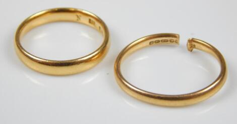 Two 22ct gold wedding bands