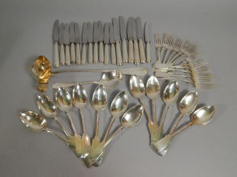 Various items of continental flatware