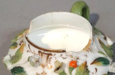 A 19thC Meissen porcelain teapot - 4