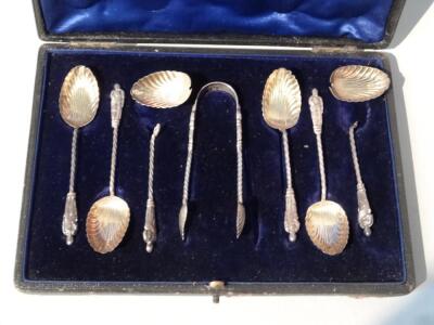 A cased set of Edwardian silver teaspoons - 2