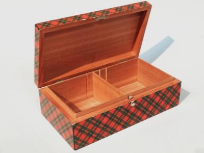 A late 19thC/early 20thC tartan ware cigarette case - 2