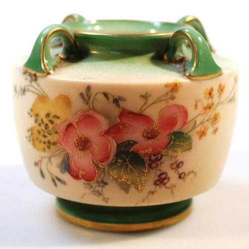 An early 20thC Royal Worcester vase