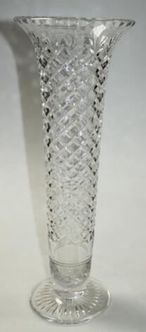 A 20thC glass vase