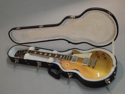 A Gibson Les Paul Standard model electric guitar - 6