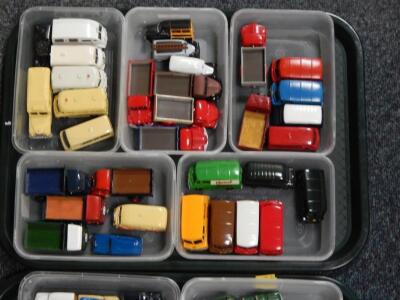 A collection of diecast vehicles - 5