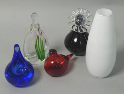 Five items of Art Glass