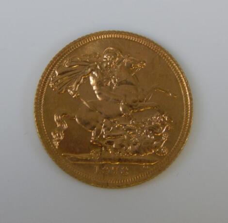 A modern gold full sovereign