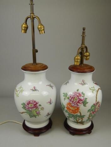 A pair of modern Chinese porcelain lamp bases