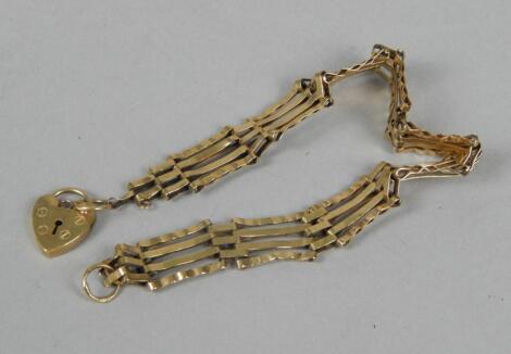 A 9ct gold charm bracelet