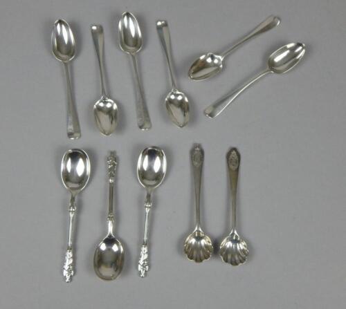 Various items of small silver