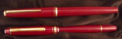 A 20thC Mont Blanc Meisterstuck cased pen set - 2