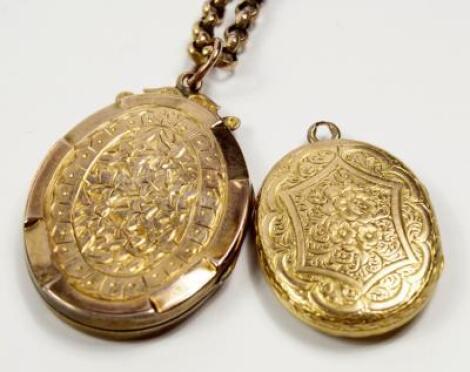 Two late 19thC/early 20thC lockets